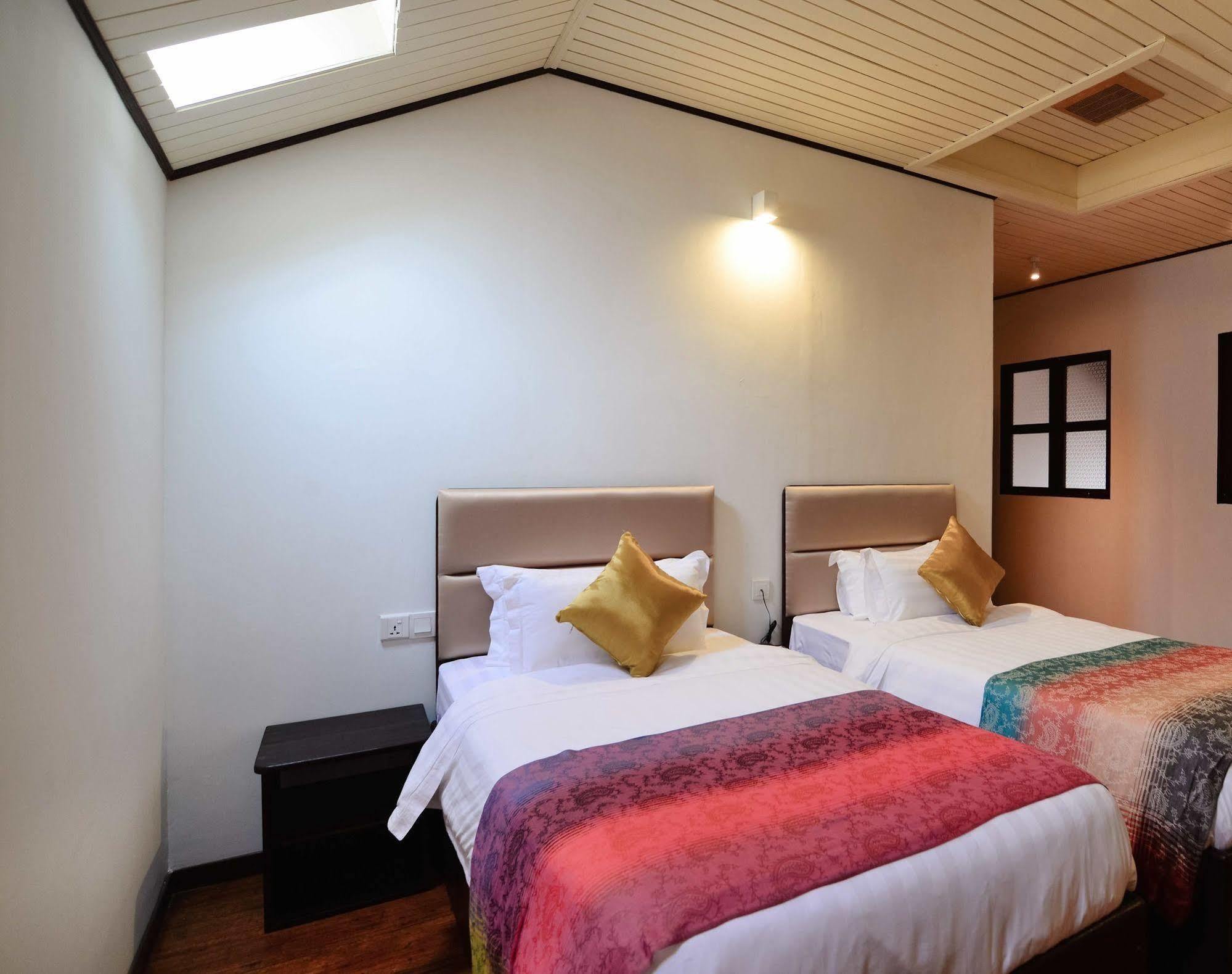 Sarang Paloh Heritage Stay Ипох Экстерьер фото